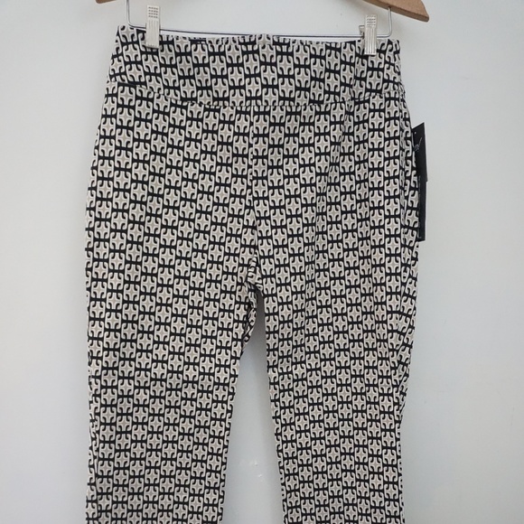 up! Pants - up! Classic Ankle Cropped Pants Tummy Control